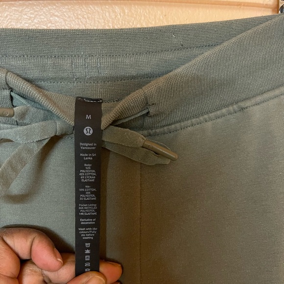 Lululemon City Sweat Joggers Size Medium Olive Green - Picture 9 of 9
